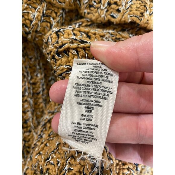 Free People Women's Valentina Turtle Neck Sleeveless Knit Sweater - Medium - Picture 10 of 13